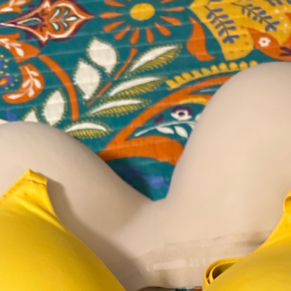 PINK Victoria's Secret Yellow Bra